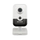 CÁMARA DE RED HIKVISION CUBO FIJO WDR PARA INTERIORES DE 2 MP/SERIE PRO / WIFI / LENTE 2.8 MM / 10 MTS IR EXIR / POE / SENSOR PIR / H.265 / INTERIOR / MICRO SD / AUDIO DE DOS VÍAS