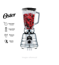 Licuadora clásica Oster con 3 velocidades con perilla ergonómica BLST4655 cromada.